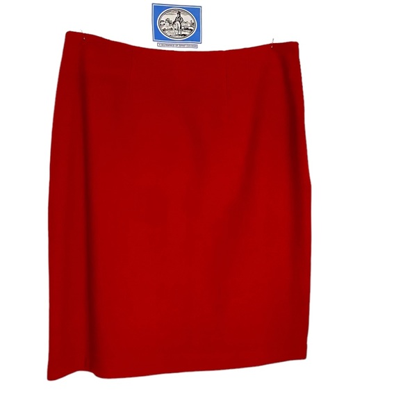 Stunning Red (2) Piece 100% Wool Jermikko Suiting Separates - Picture 14 of 16